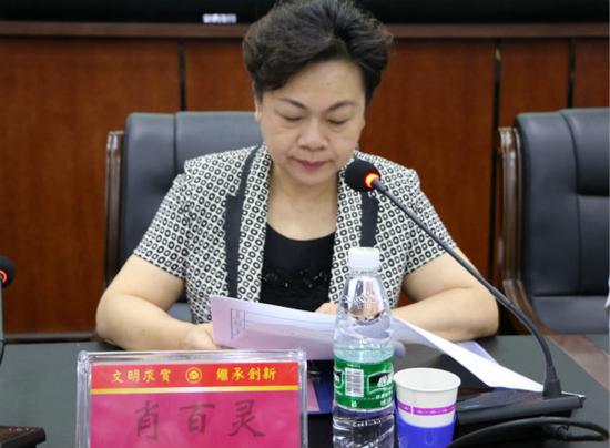 省委组织部副部长肖百灵