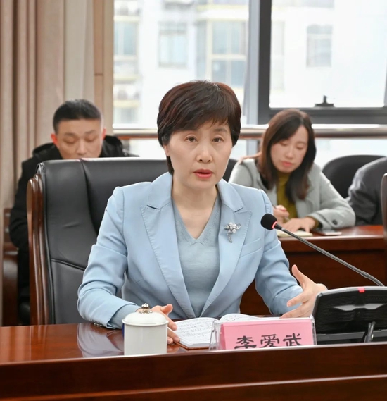 李爱武主持召开专题座谈会,专家献策湖南首届旅游发展大会