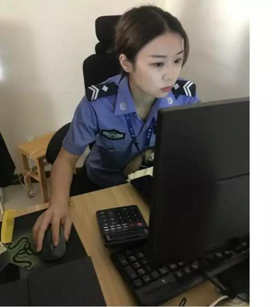 女辅警许艳长什么样图片