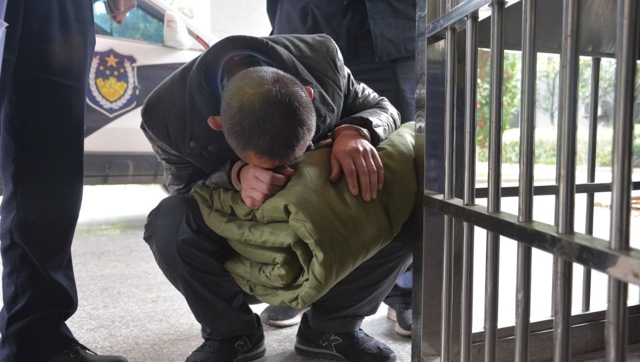 常德一男子第五次出狱刚三天就当街抢夺 又面 临牢狱