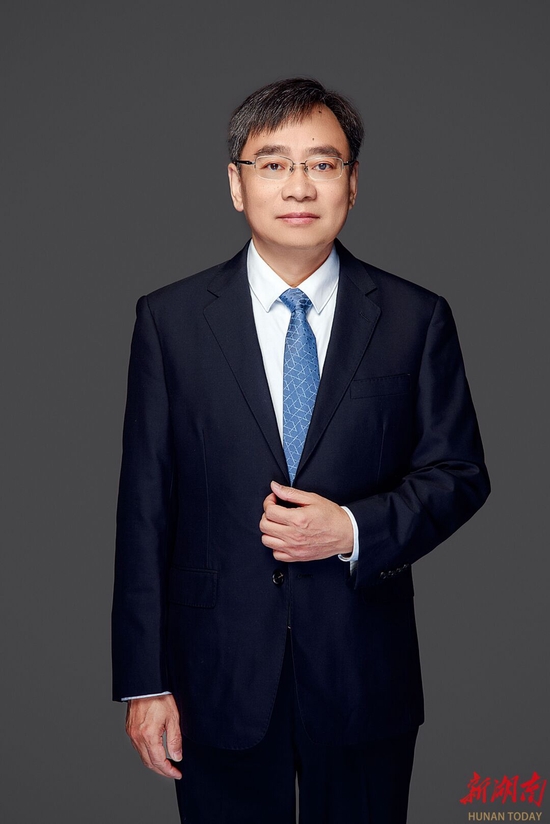 全国政协委员冯江华: 为轨道交通倾注毕生热爱_新浪湖南_新浪网