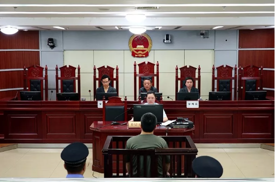 重磅反腐原攸县县委书记谭润洪受贿案在湘潭开庭审理