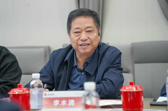 湖南省中医药信息研究会会长李木清发言