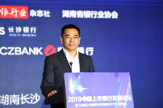 长沙银行党委副书记,监事长吴四龙(文/财经主编 邱