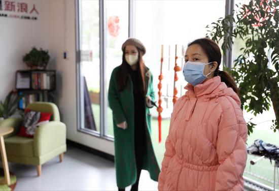 新浪湖南今日复工马栏山视频文创产业园管委会副主任黄艳慰问