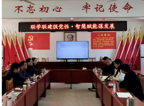 　　联学联建主题党日活动会场一角
