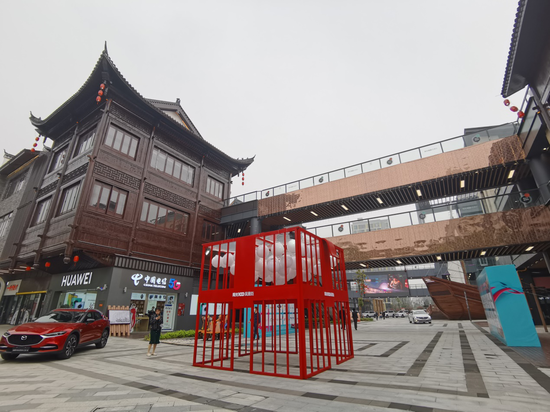 长沙人喊你来打卡网红街区凤凰街