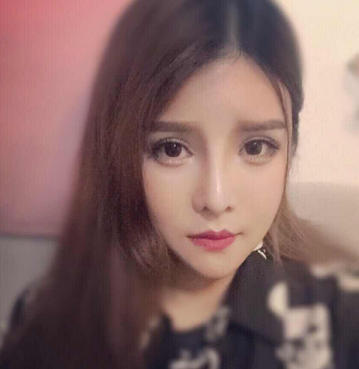 周欣妍颜值给了我信心和勇气