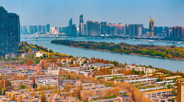 望山望水望月湖