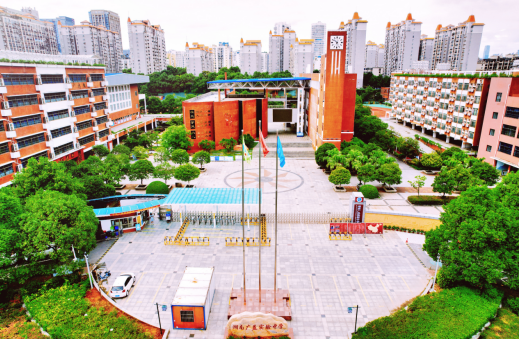 长沙市弘益高级中学广益中学东校区(高中部)拟更名为弘益高级中学目前