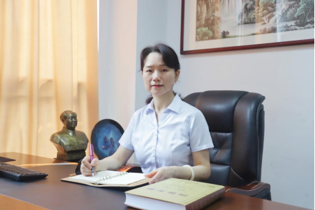 湖南中医药大学 邓奕辉教授