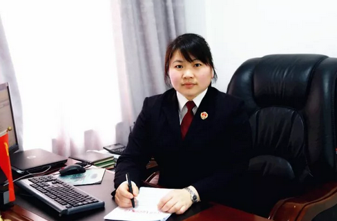 常德市汉寿县人民检察院检察长 黄艳霞