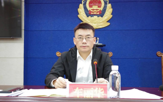 车丽华要求,关于道路交通安全工作,各级各相关部门要始终坚持以人民为