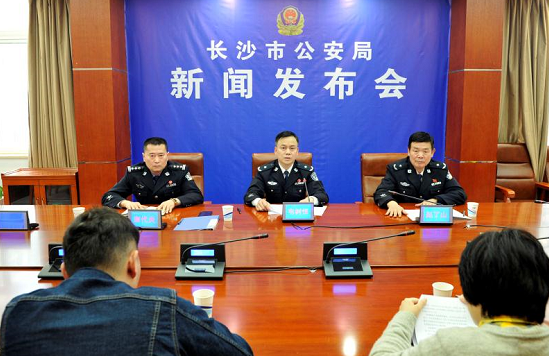 禁燃限放是规定但更是自律