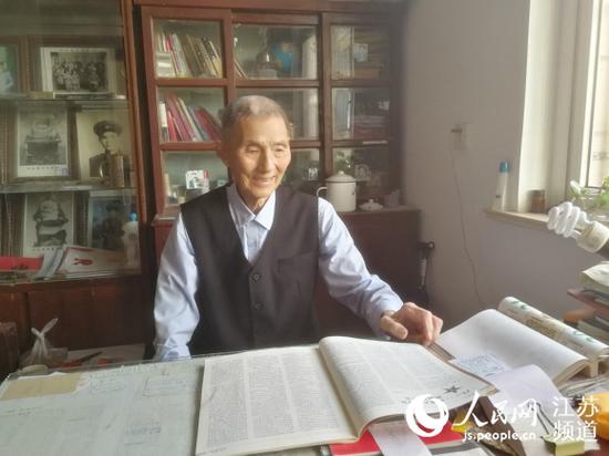 图为老兵邱祖清,记者王继亮摄