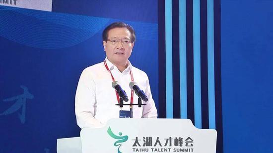 惜才不惜财!无锡市委书记给他发了一个亿