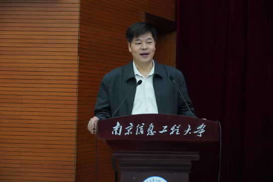 郑功成讲话