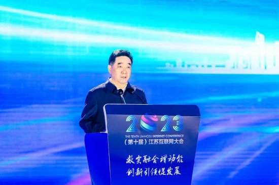 省委常委、省委宣传部部长张爱军致辞