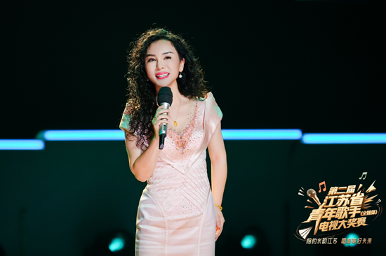 方鹂鹂倾情演唱《永远的江南》