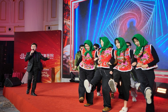 歌舞表演《大花轿》