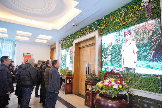 戎马一生的周将军