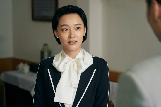 林源饰演的秦晓秋