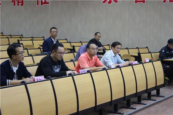 竞聘评委组