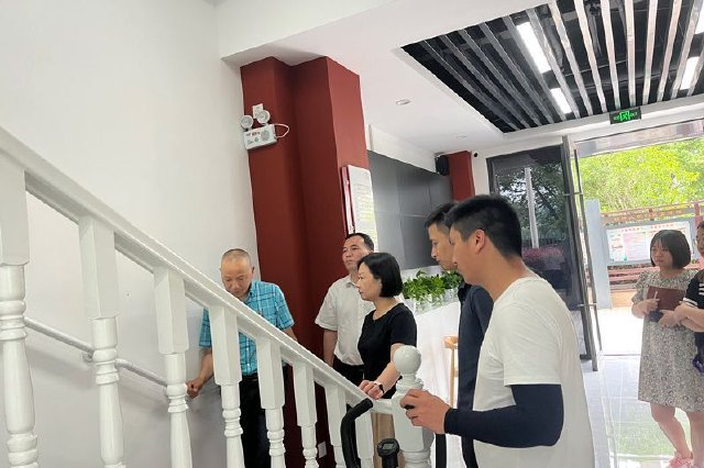 江苏省政府召开经济形势分析调度会议 深挖经济发展潜能