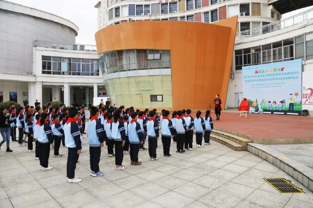 江苏多地中小学探索午休躺睡模式