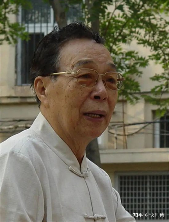 (著名太极拳家徐忆中先生于2023年12月7日下午3时在台北逝世,享年101岁)