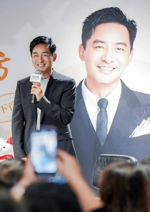 郭晓东与读者交流