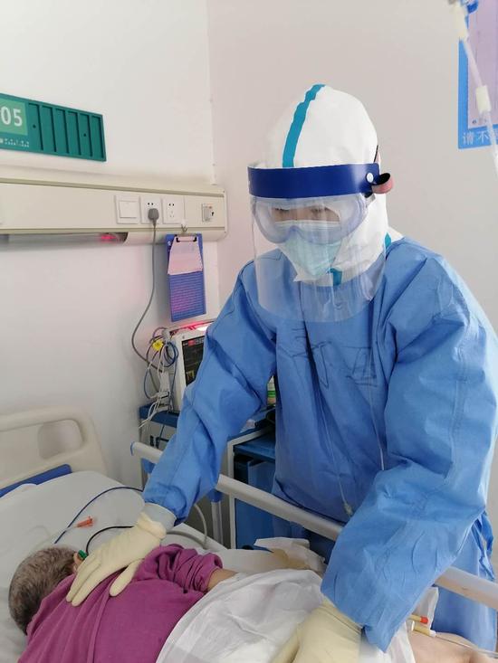守护最美医护 援鄂英雄成功摘镜 重返清晰"视"界