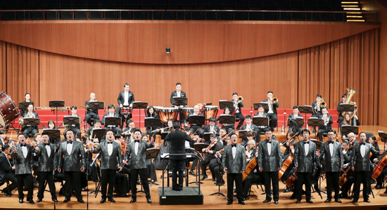 词 乘胜追击(作于1948年)/ 韦明 词 演唱:江苏省演艺集团爱之旅合唱团