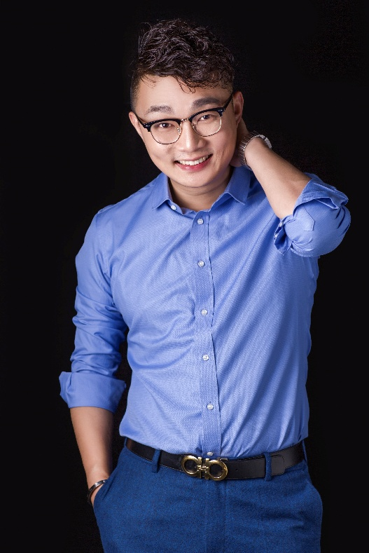 倪夏宇阳光帅气