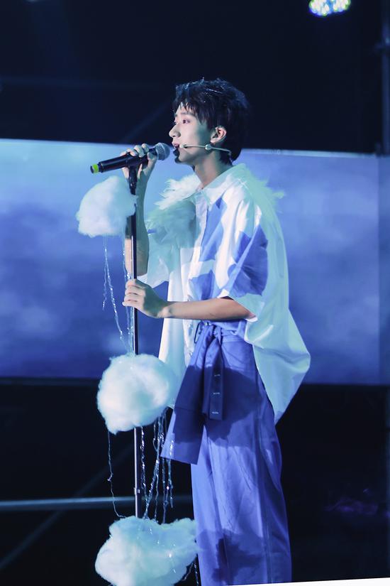 池忆