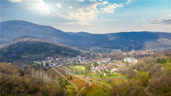 响堂艺术范构筑的新乡村