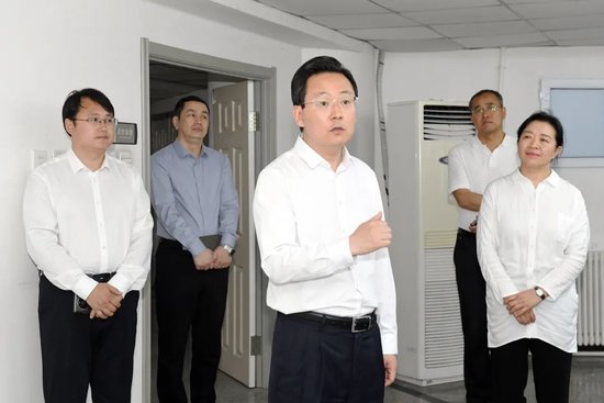 胡斌到吉林市委网信办吉林市广播电视台江城日报社调研