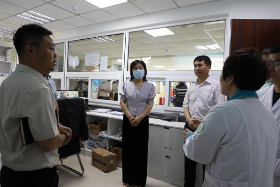 长春莲花山度假区党工委书记管委会主任赵海英带队检查端午假期安全