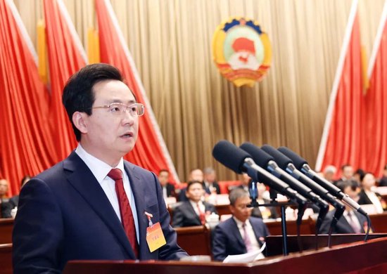吉林市委书记胡斌在市政协十四届三次会议开幕会上讲话.