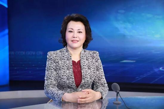 主持人:另一位是中央巡视组正处级巡视专员张立平同志.