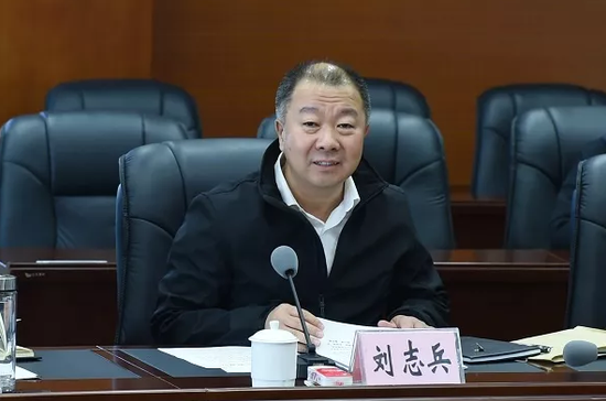 省检察院党组成员,副检察长刘志兵主持会议