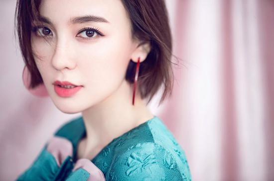 吕佳容感谢明道教学吻戏与马天宇剧组穿错裤子