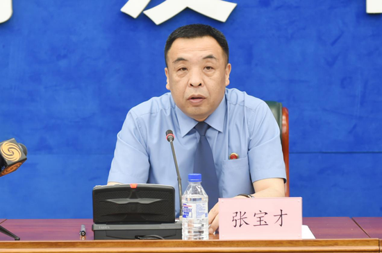 吉林省人民检察院副检察长张宝才出席发布会通报相关工作情况 以及下