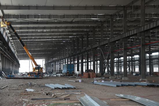 厂房主体框架已施工完毕&nbsp; 王晓彤摄