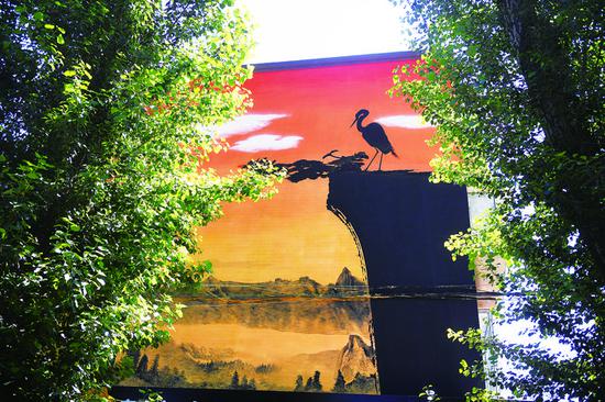 长春南湖中街:31栋老楼铺陈"彩绘故事"