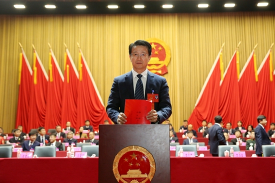 薛志强投票 杨婷婷 摄