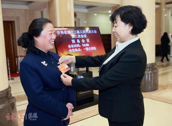 全省人大代表们带着人民的嘱托 陆续汇聚到省城长春