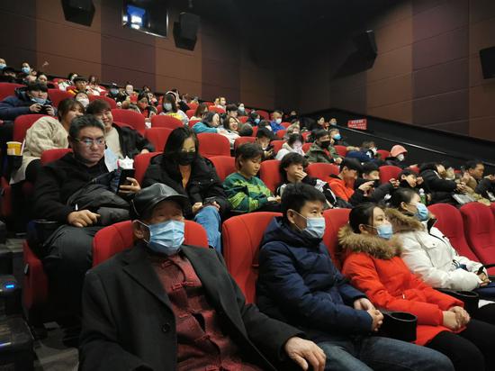 春节档电影火爆延吉市十万人次观影票房4808万