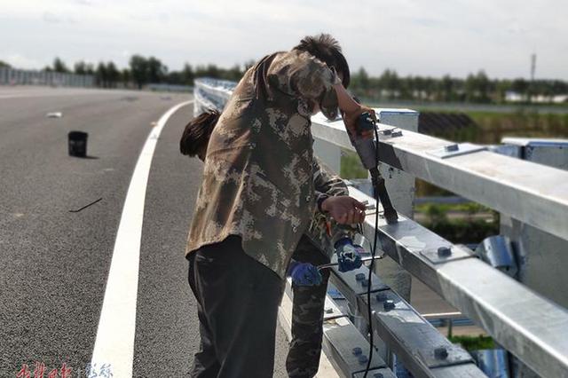 新万博manbetx下载app省:榆树至松原高速公路预计9月末竣工通车