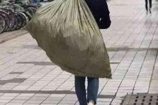 夫妻俩在延吉作案多起落网 被抓时还端着偷来的酸菜